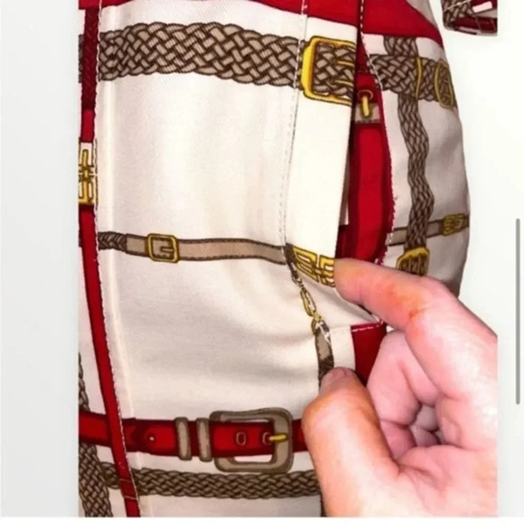 VINTAGE WOMANS DRESS "BELTS
BUCKLES AND BITS" PATTERN VERY
FLATTERING AND CLASSY - Picture 8 of 14